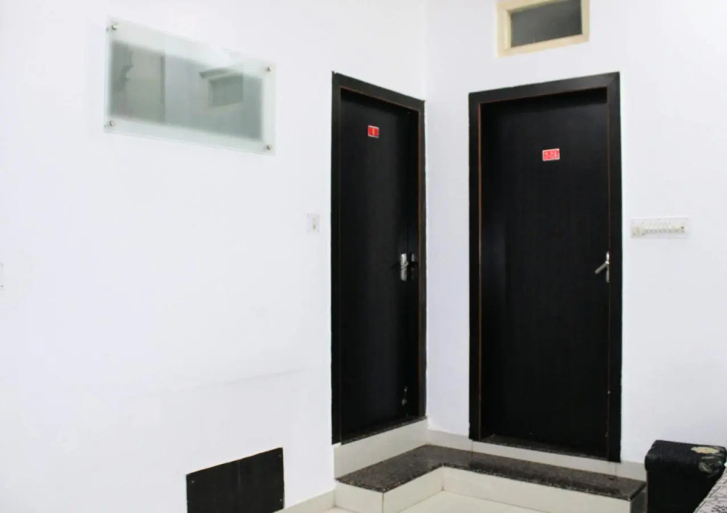 Maruti Group of Hotels - Tulsi Hotel