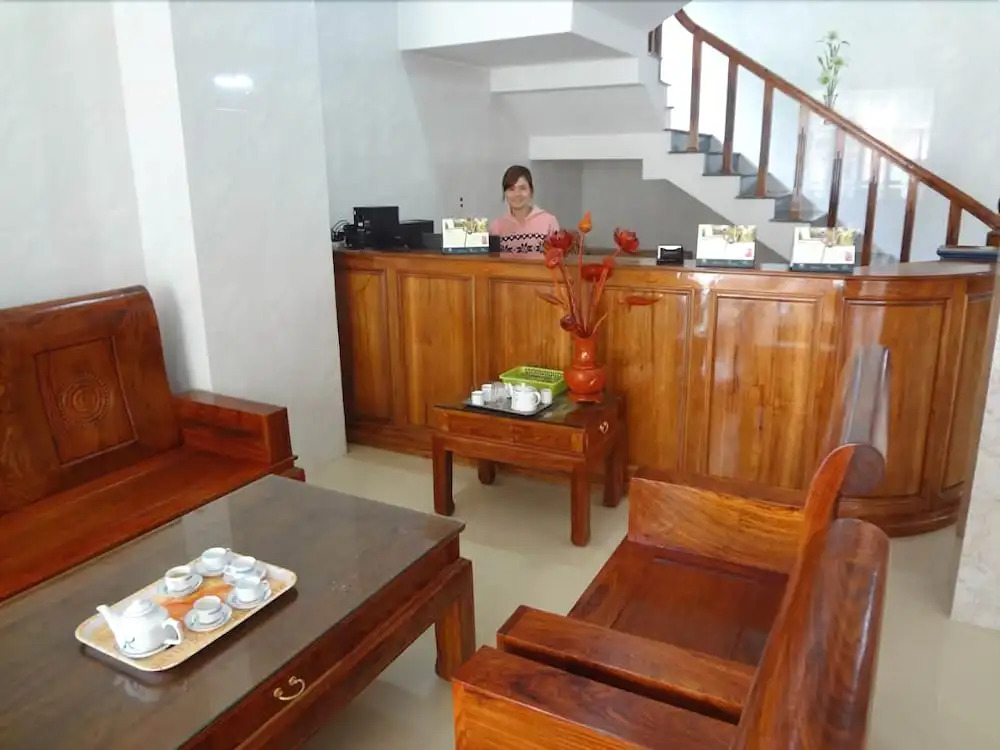 Paradise Hotel