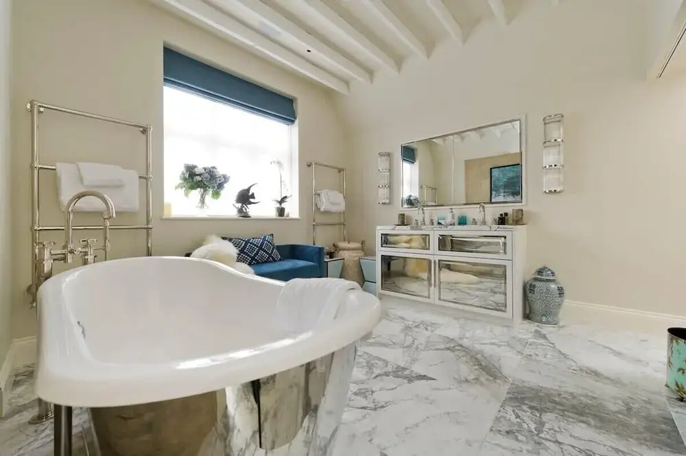 5 Bed House w/ Indoor Pool, Sauna & Private Garden - Fulham