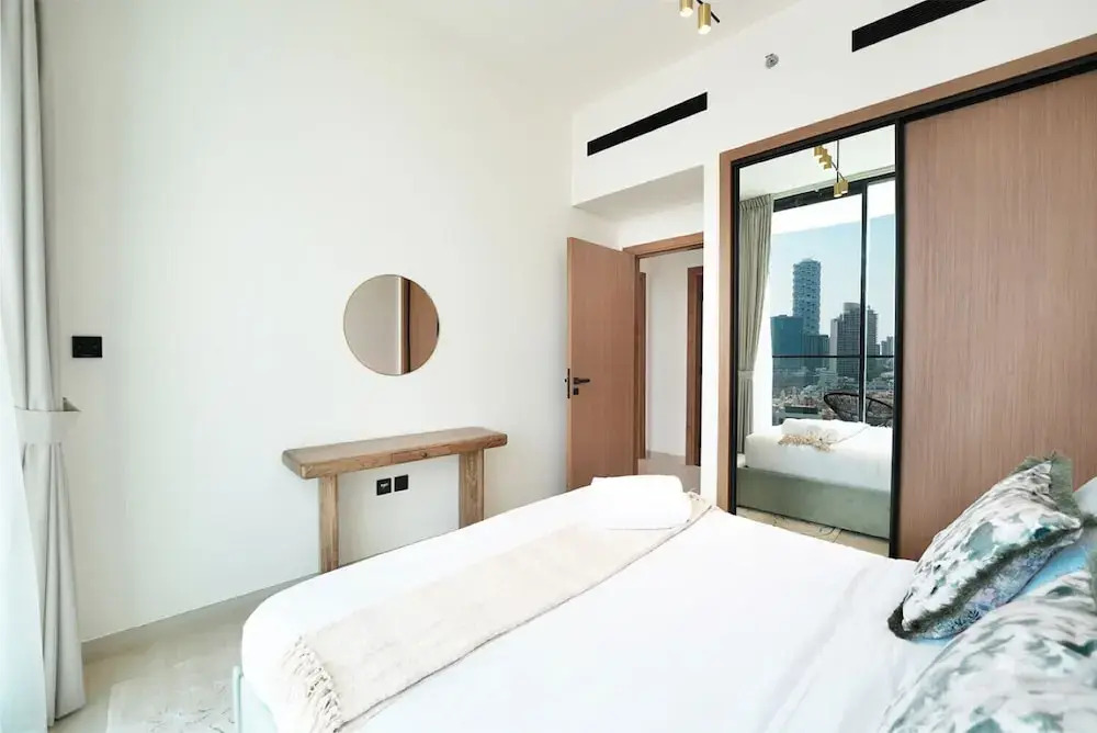 Easygo- Lux 2BR / Private Pool JVC Onyx