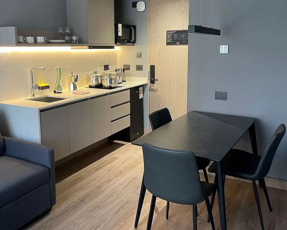 One Manquehue EXC Bright 1BR Apartment