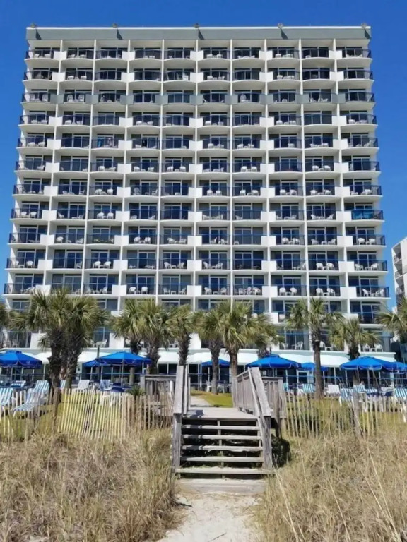 Boardwalk 932