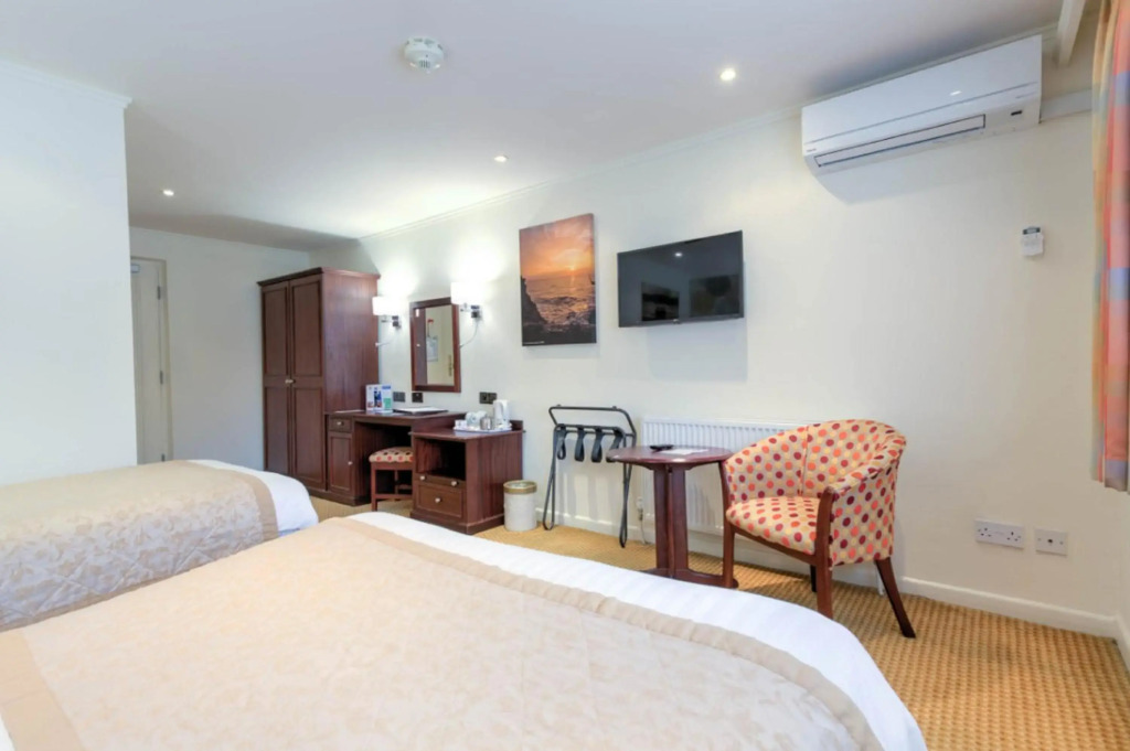 Langstone Cliff Hotel
