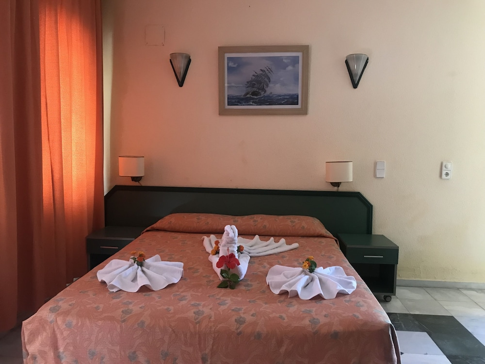 Club Mel Holiday Resort