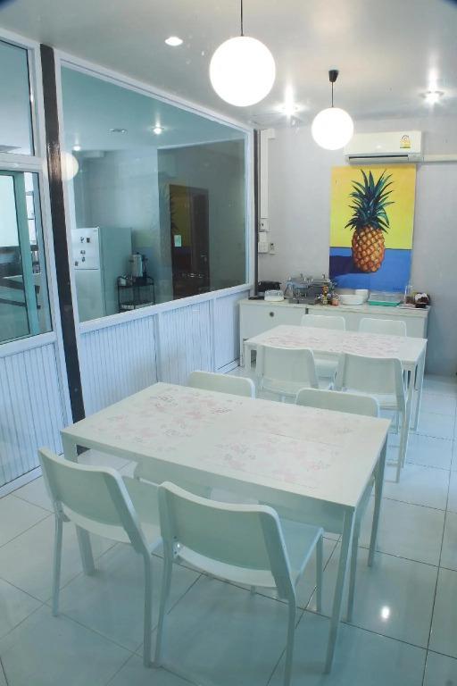 S'Prima Hostel