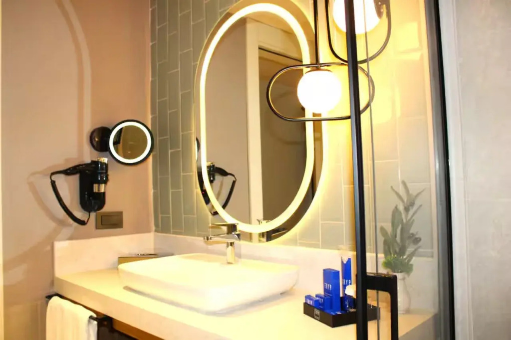 Tryp by Wyndham Istanbul Beyoglu