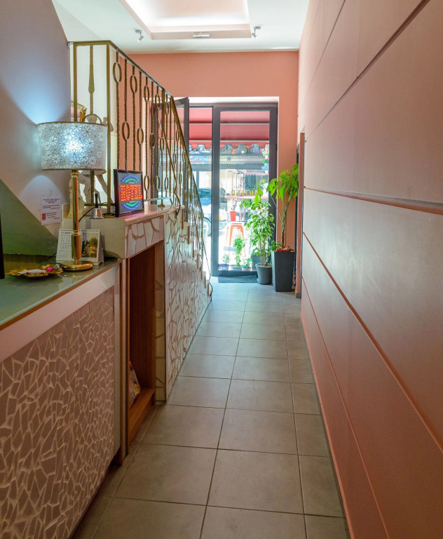 LUX Hotel 5 mins walk from port of Piraeus and metro station