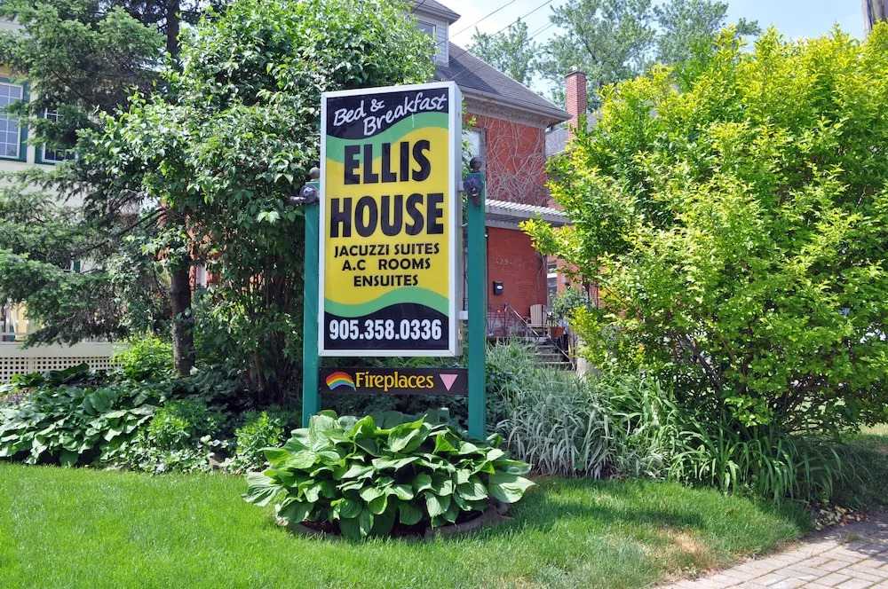 Ellis House Bed & Breakfast