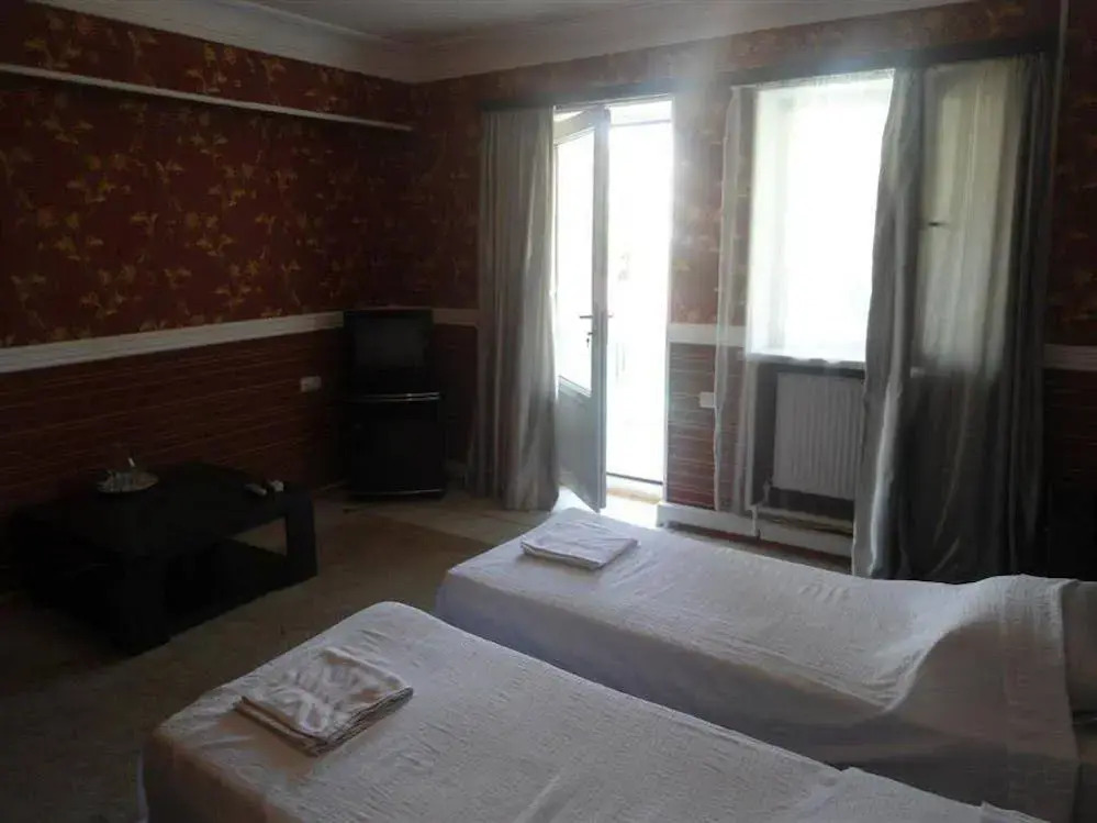 Hotel Georgia 444