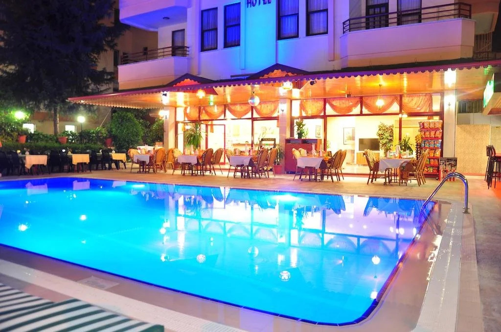 Amber-Rose Apart Hotel