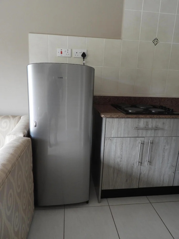 2 Bedroomed Apartment With En-suite and Kitchenette - 2070