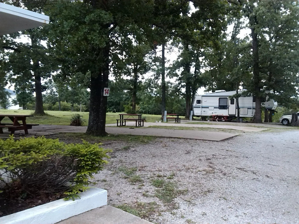 Willow Tree Inn Branson