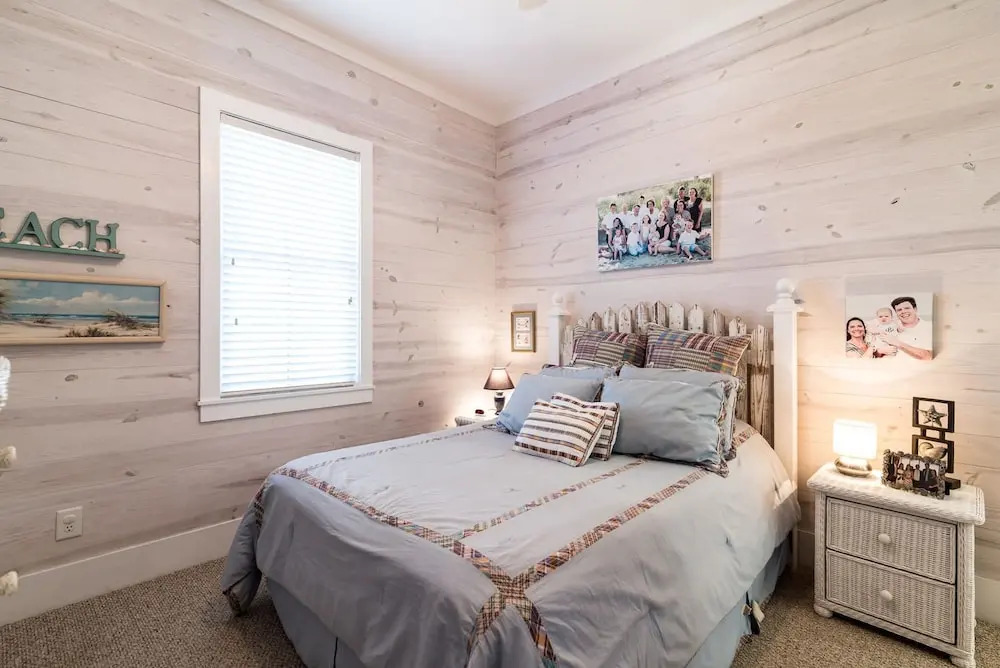 Carolina Corner - 5 Br Home