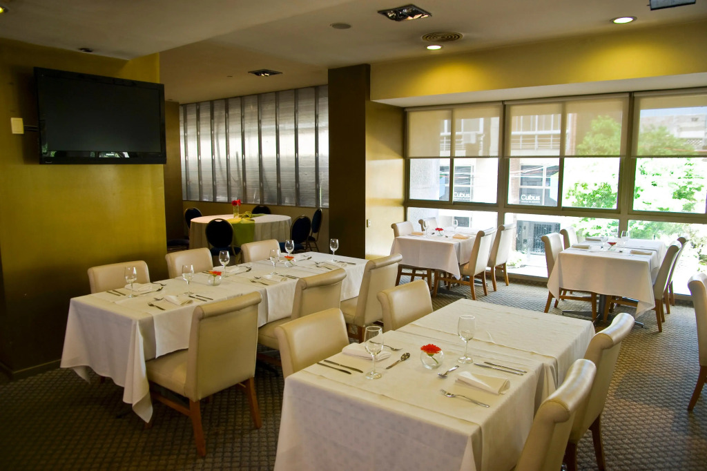 Ariston Hotel