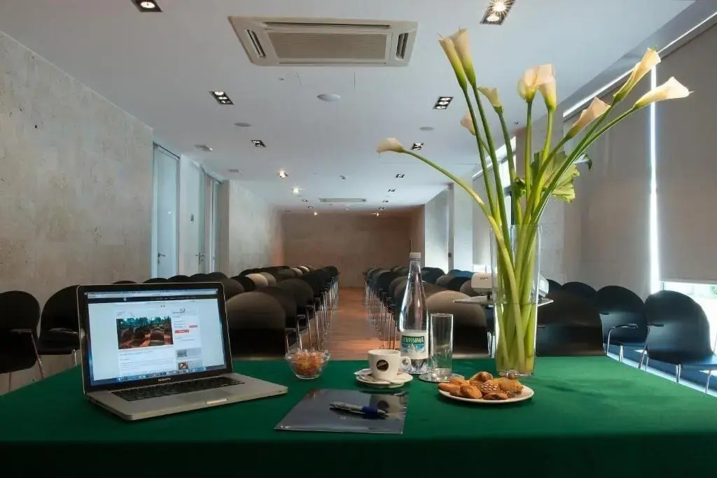 Garden Hotel