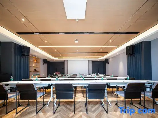 Atour X Hotel Xuefu Street Taiyuan South Railway Station