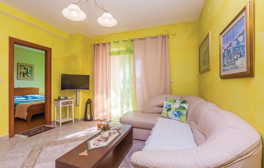 Stunning Home in Cizici With Wifi and 1 Bedrooms