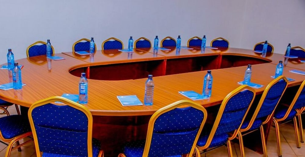 Pearldew Hotel