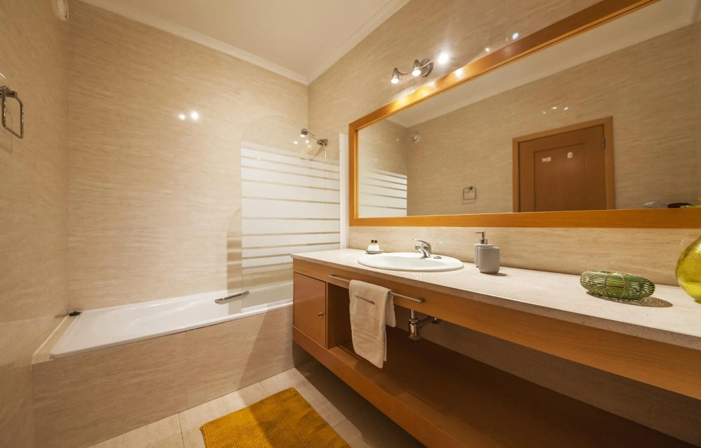 B44 - Alto do Quintao Central Apartment