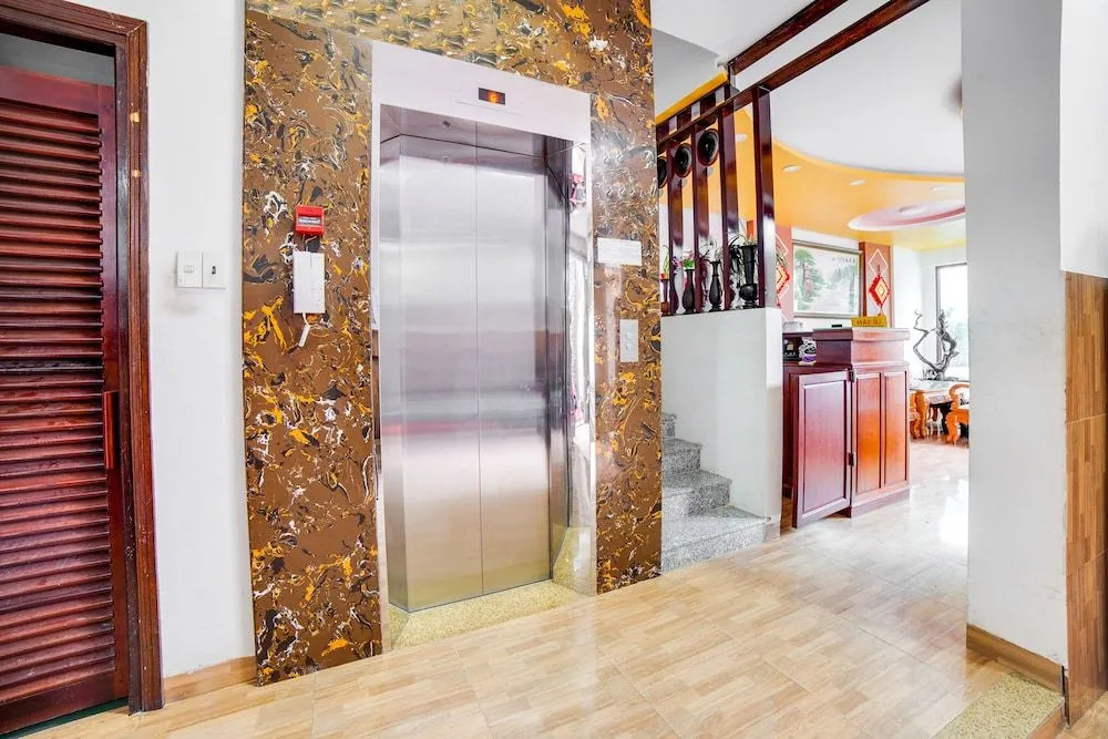 Oyo 576 Nhat Hoa Hotel