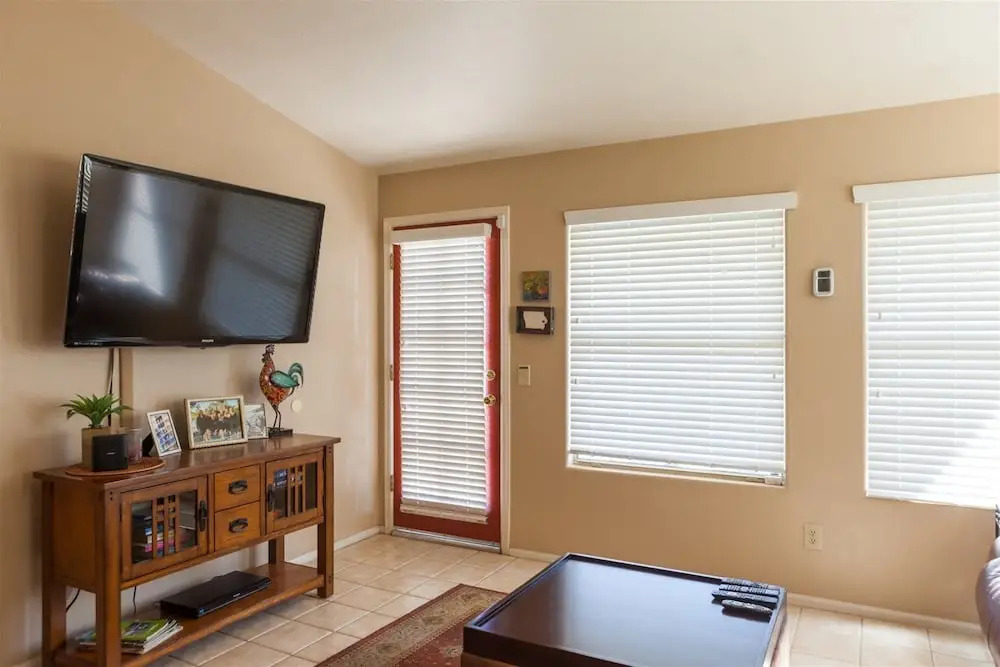 3235 Chandler