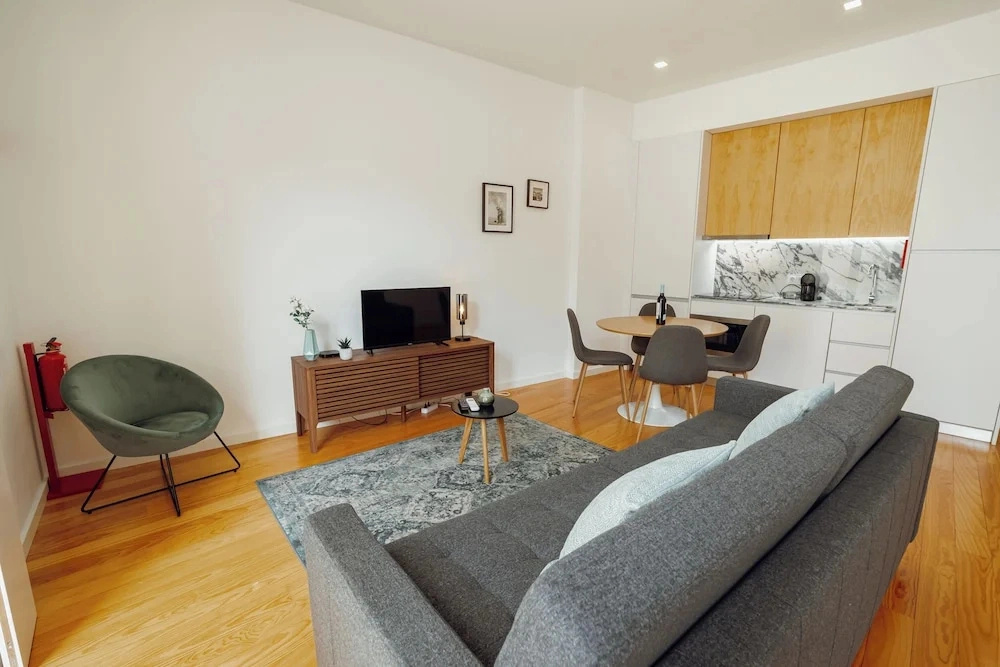 Courtyard Oporto Design Apartments