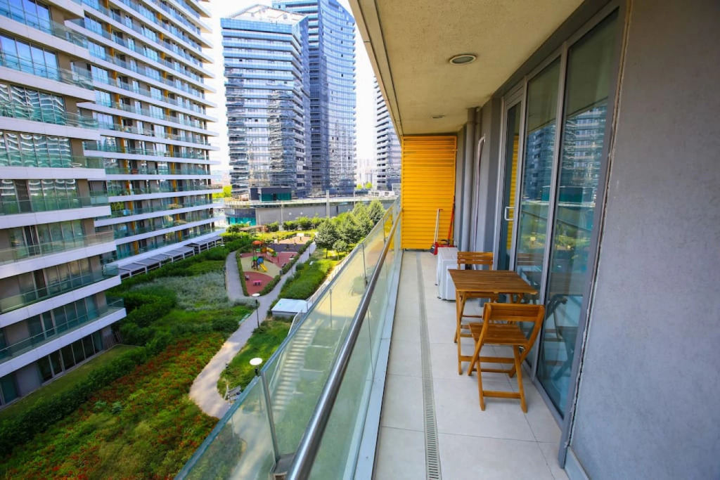 2 Bedroom Luxury Apartment near Mall of Istanbul