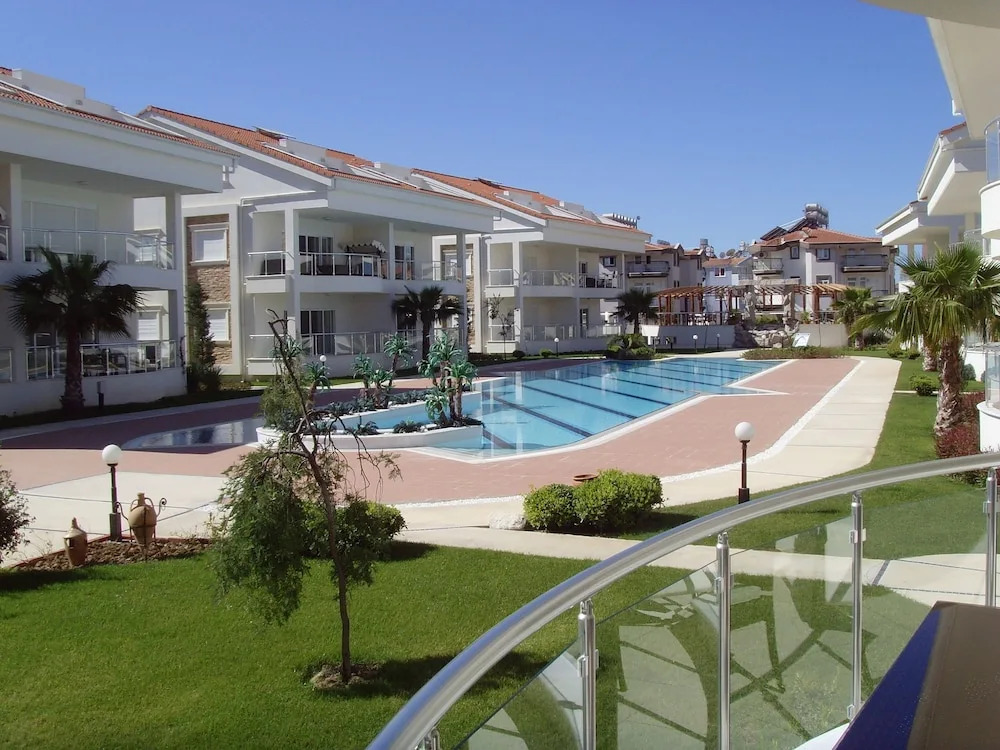 Gorgeous 2 Bed Private Ground Floor Home In One Of Side's Most Exclusive Communi