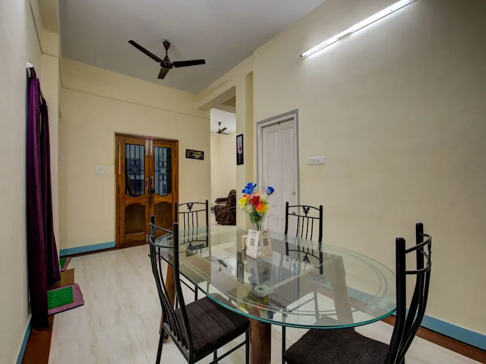 OYO 6604 Sai Residency Salt Lake
