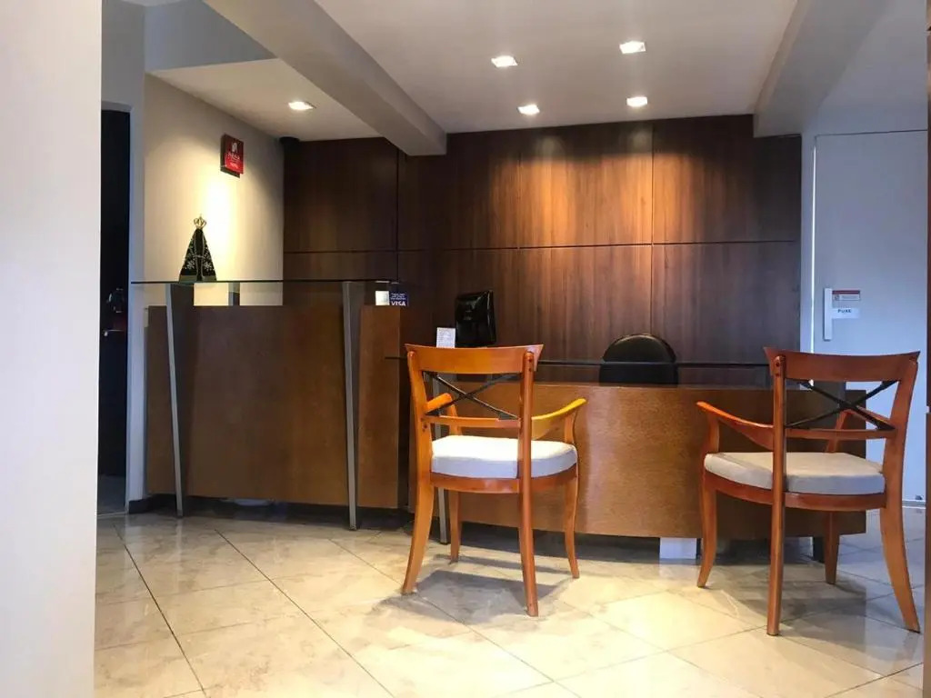 Nena Suite