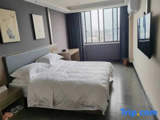 Yunshang Light Luxury Hotel (Taizhou Huangyan Branch)