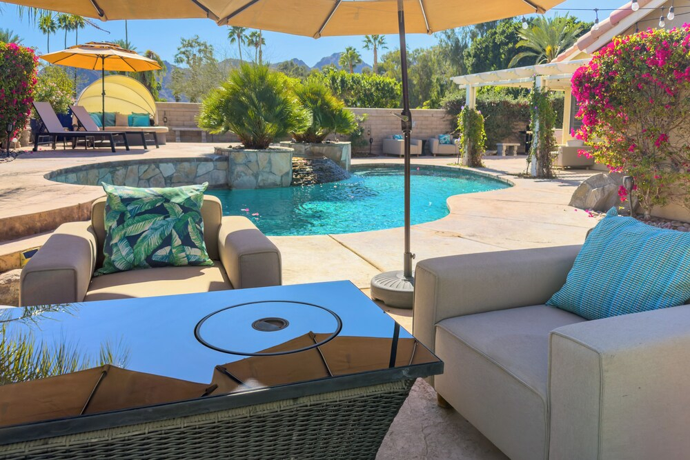 Indian Wells Oasis w/ Pool: Walk to Tennis Garden!
