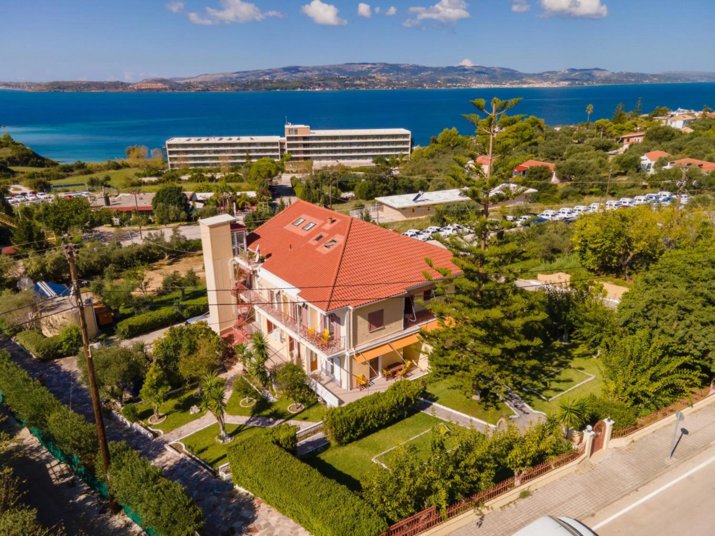 Lorenzo House Apartments