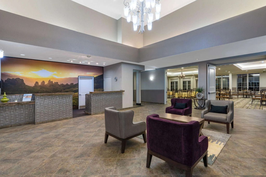 La Quinta Inn & Suites by Wyndham Loveland Estes Park