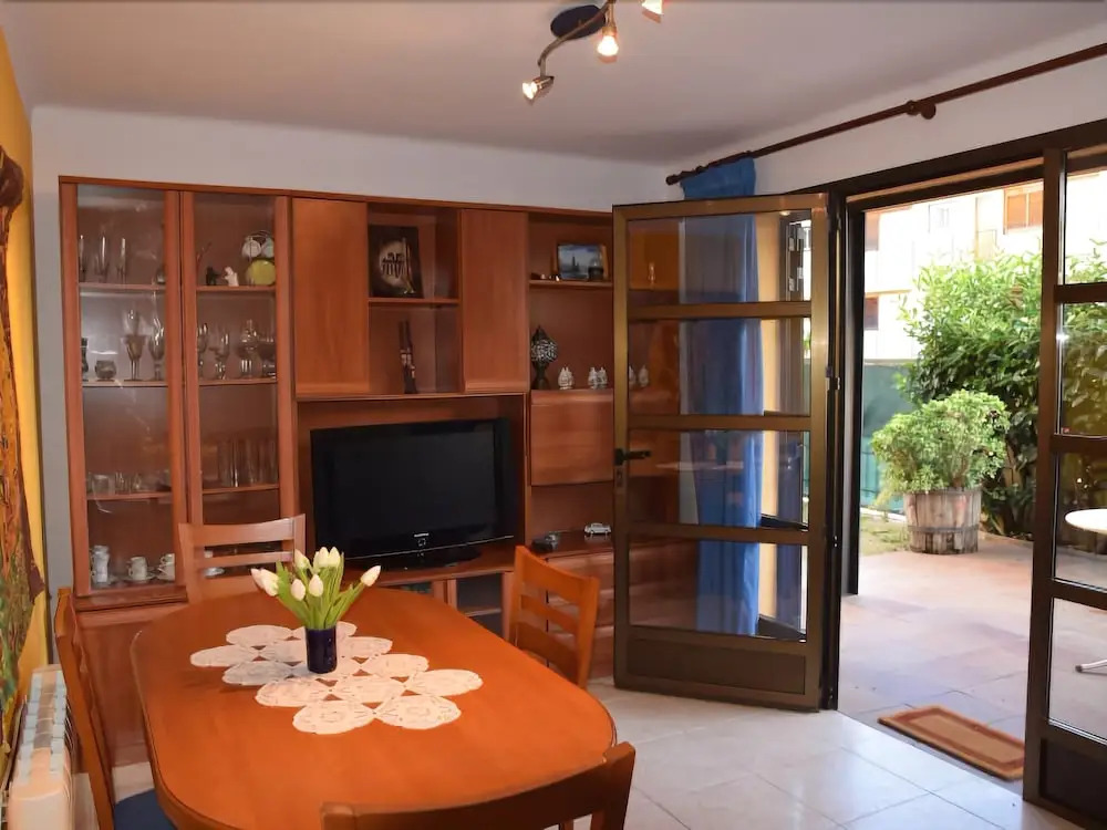 Apartament escoles atic