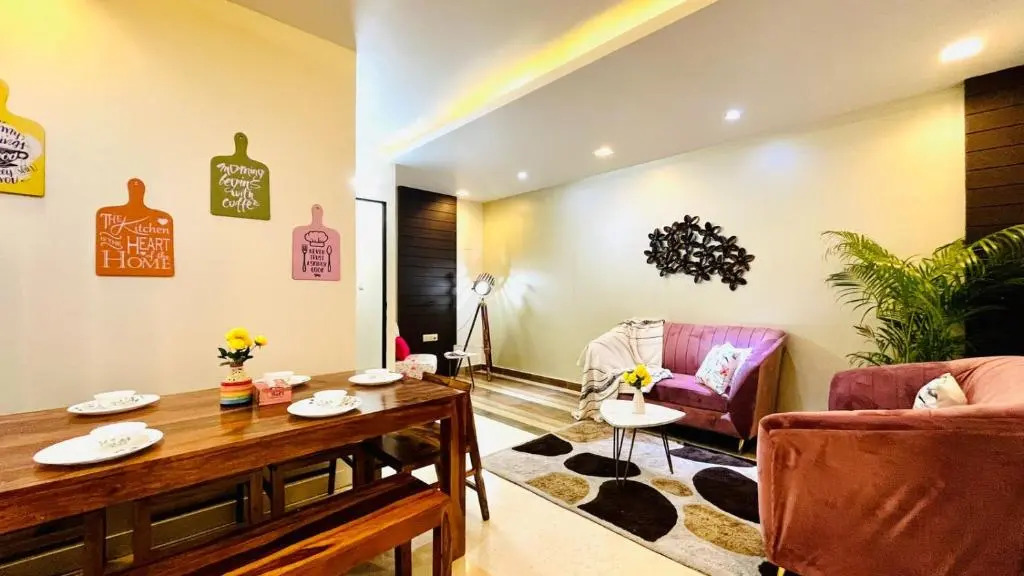 BluO 2BHK - M Block Mkt Greater Kailash