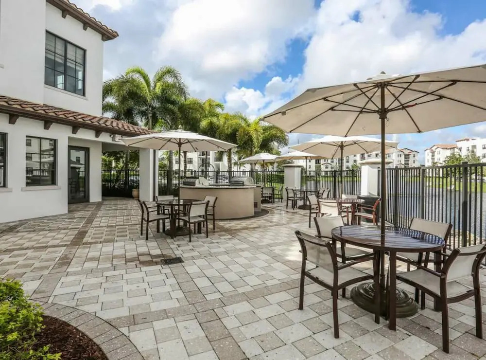 LYX Suites at Amli in Doral