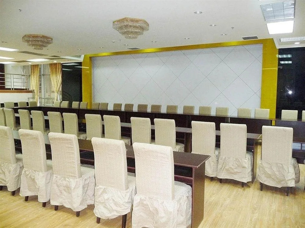 Guodong Chengdu Grand Hotel