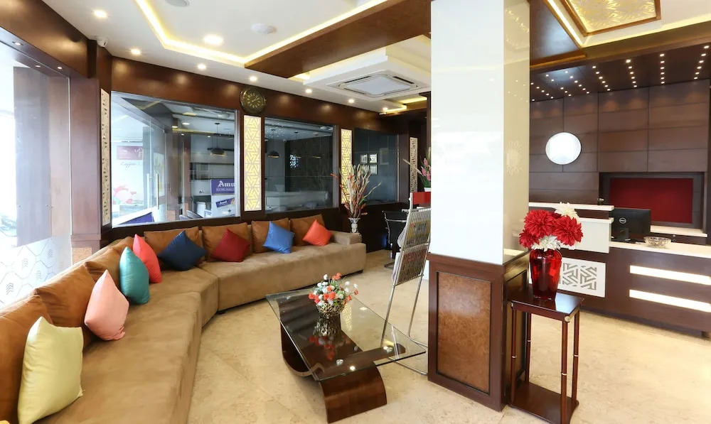 Treebo Emirates Residency