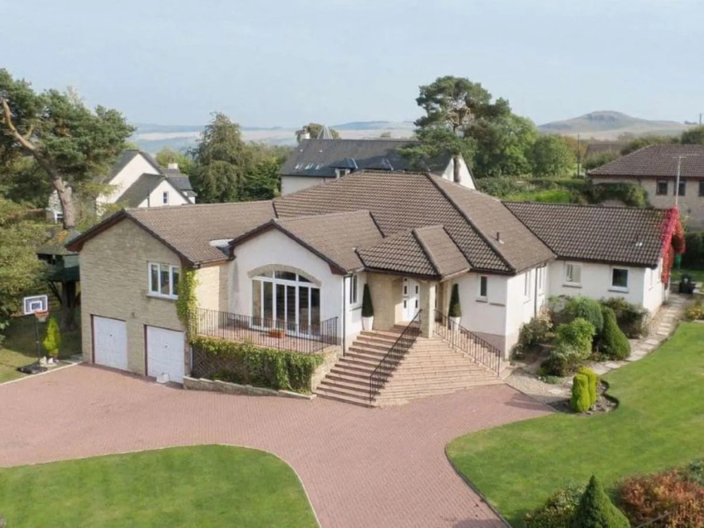 Powmill House
