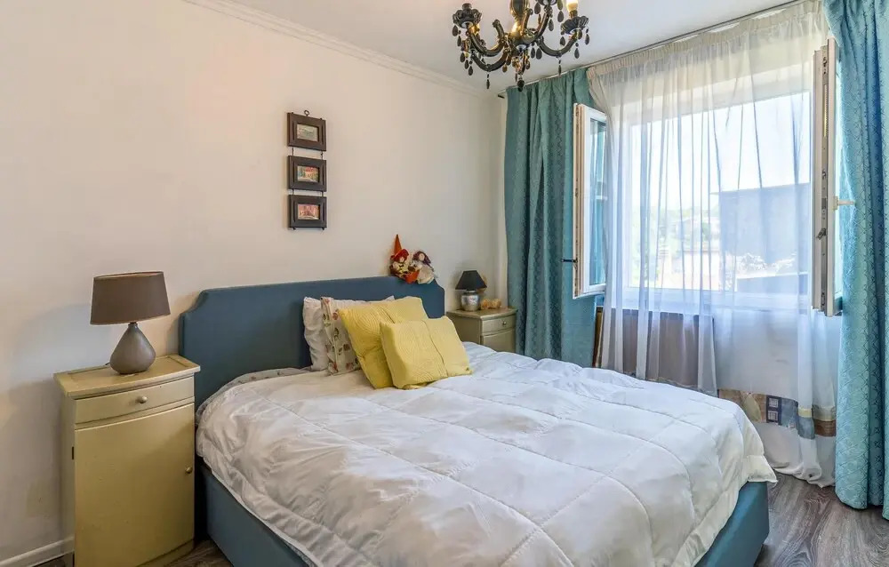 Beautiful Apartment in Brncici With Wifi and 2 Bedrooms
