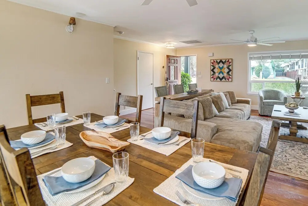 Waterfront Clear Lake Home w/ Game Room & Deck!