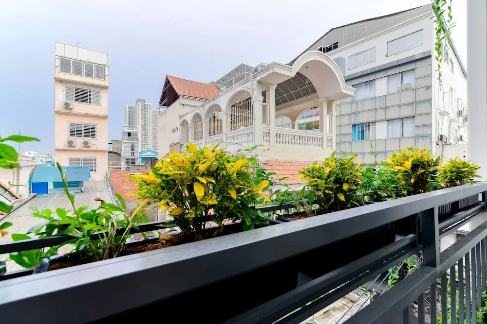 Cozrum Homes - Saphera Residence