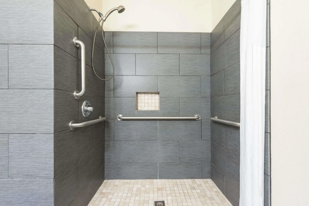 Days Inn & Suites by Wyndham Prattville-Montgomery
