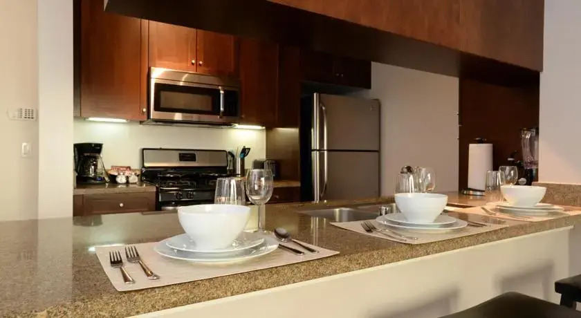 Beach City Suite