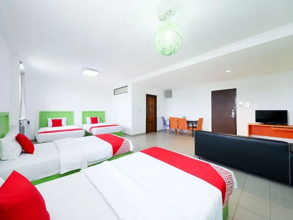 Y Hotel