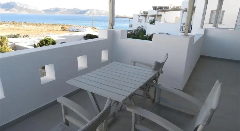 Paradise Hotel