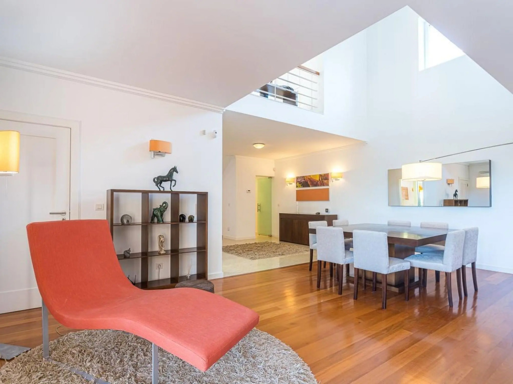Villa Belga Queen