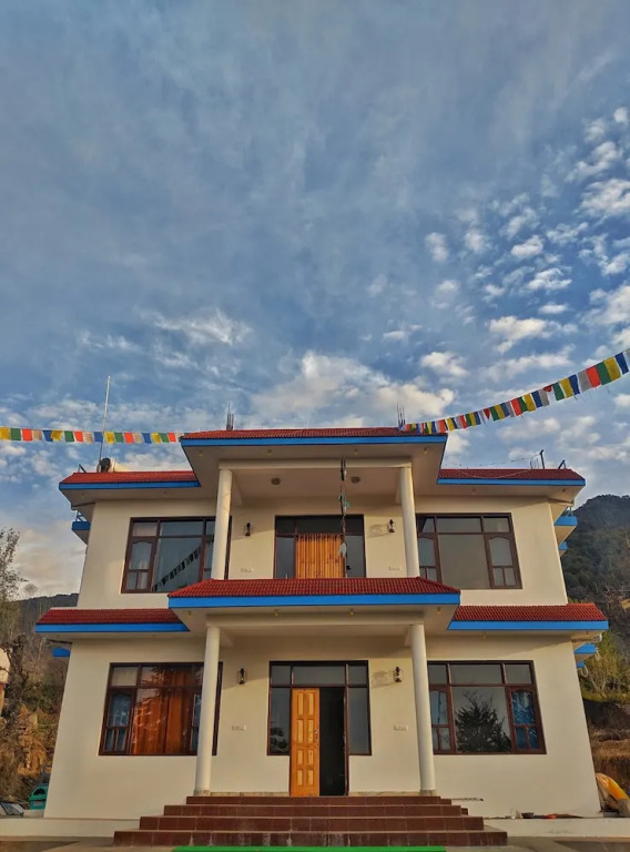 The Bunker Hostel - Dharamkot