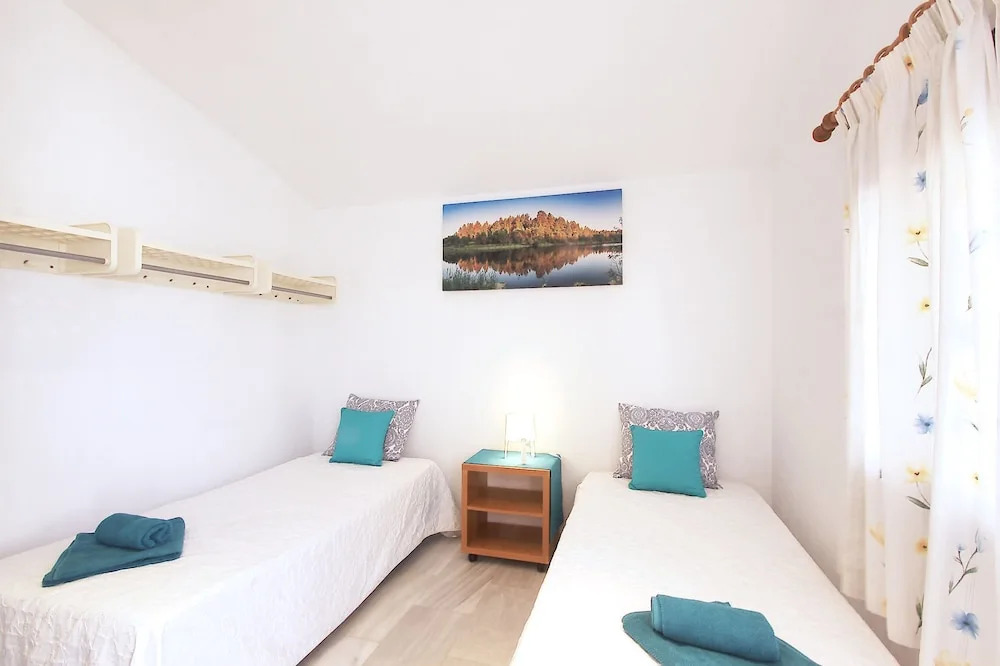 1094 Beachfront Duplex Penthouse Large Roofterrace Seaview